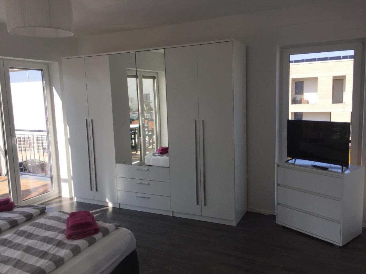 Appartements Am Hafen Zwenkau Extérieur photo
