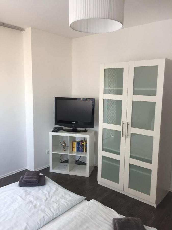 Appartements Am Hafen Zwenkau Extérieur photo